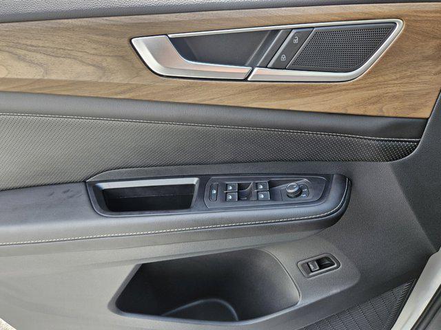 used 2024 Volkswagen Atlas car, priced at $35,802