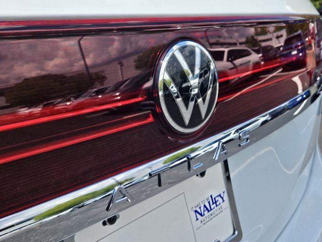 used 2024 Volkswagen Atlas car, priced at $35,802