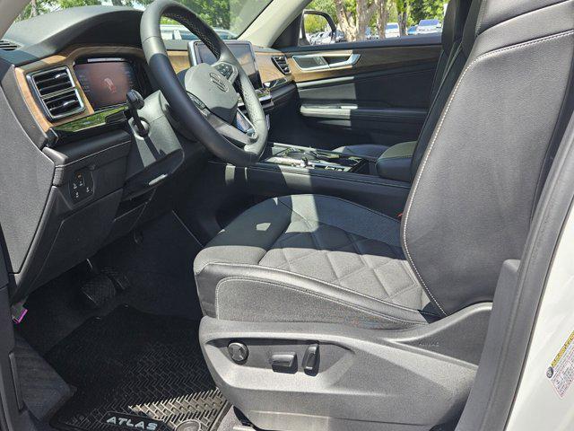used 2024 Volkswagen Atlas car, priced at $35,802