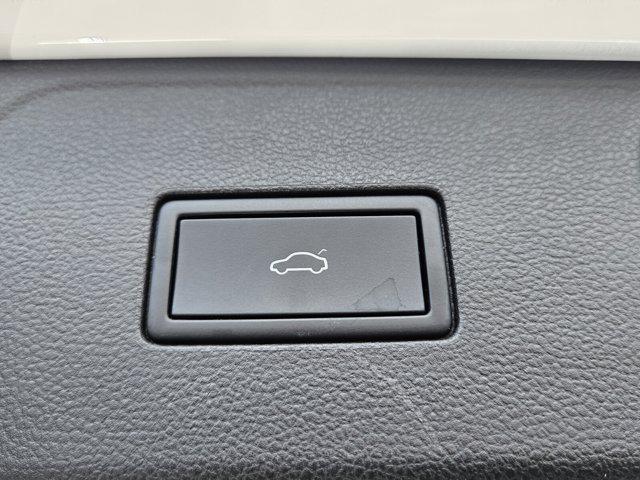 used 2024 Volkswagen Atlas car, priced at $35,802