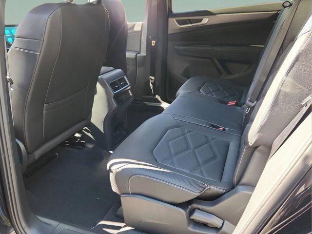 new 2026 Volkswagen Atlas Cross Sport car, priced at $40,085