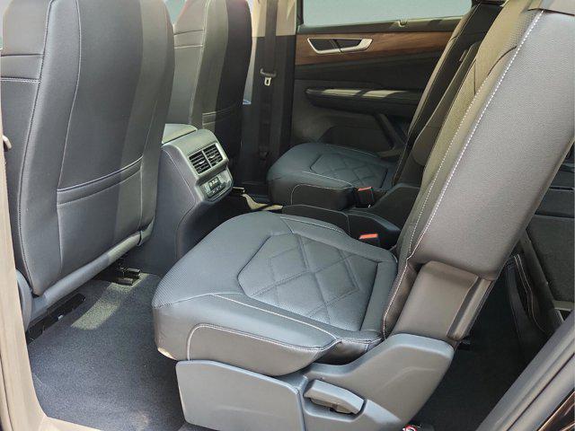 new 2026 Volkswagen Atlas car, priced at $47,412