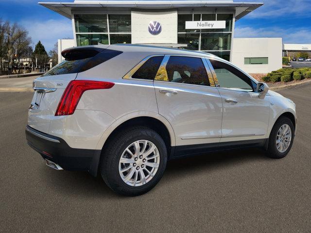 used 2017 Cadillac XT5 car, priced at $15,432