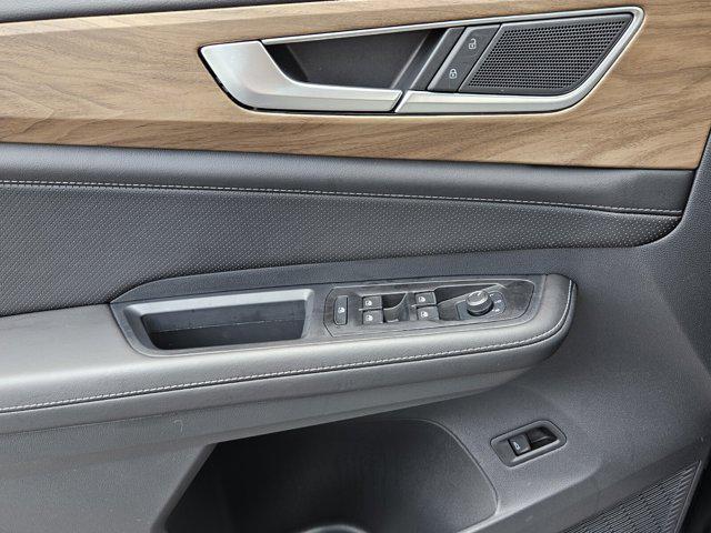 new 2025 Volkswagen Atlas car, priced at $44,908