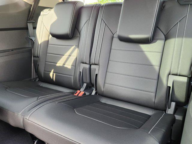 new 2025 Volkswagen Atlas car, priced at $49,879
