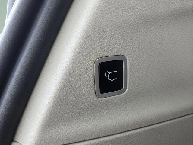used 2021 Chrysler Pacifica car, priced at $17,990