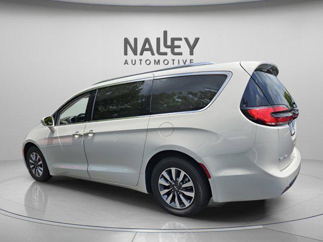 used 2021 Chrysler Pacifica car, priced at $17,990