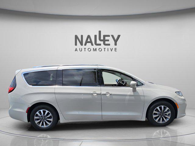 used 2021 Chrysler Pacifica car, priced at $17,990