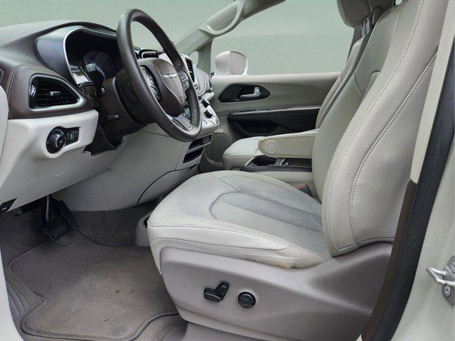 used 2021 Chrysler Pacifica car, priced at $17,990