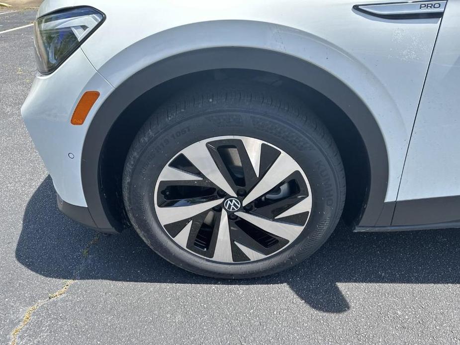 new 2023 Volkswagen ID.4 car, priced at $39,469