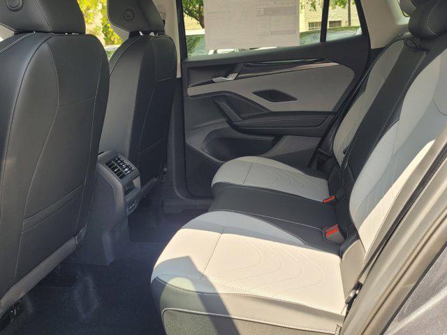 new 2025 Volkswagen Tiguan car, priced at $37,076