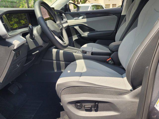 new 2025 Volkswagen Tiguan car, priced at $37,076