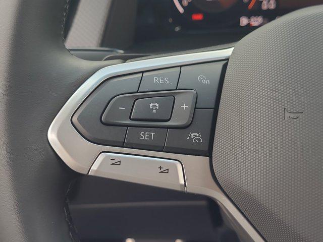 new 2025 Volkswagen Atlas car, priced at $48,281