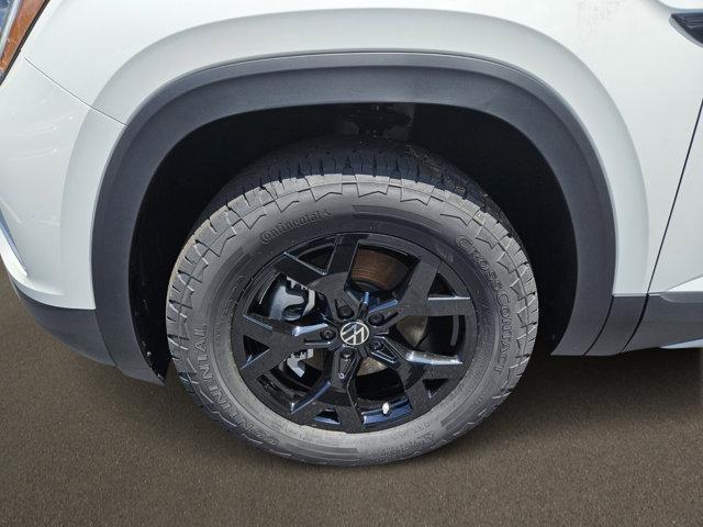 new 2025 Volkswagen Atlas car, priced at $47,859