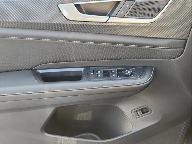 new 2026 Volkswagen Atlas Cross Sport car, priced at $52,064