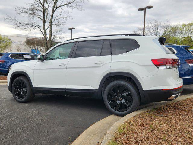 new 2025 Volkswagen Atlas car, priced at $45,123