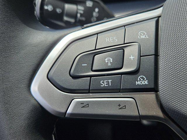 new 2025 Volkswagen Tiguan car, priced at $31,684