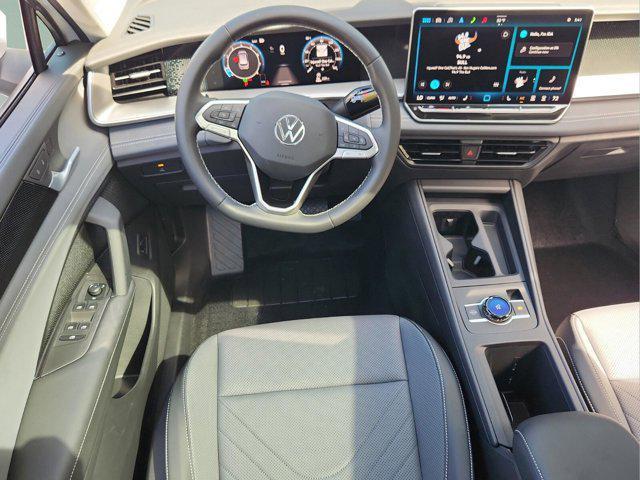 new 2025 Volkswagen Tiguan car, priced at $35,567