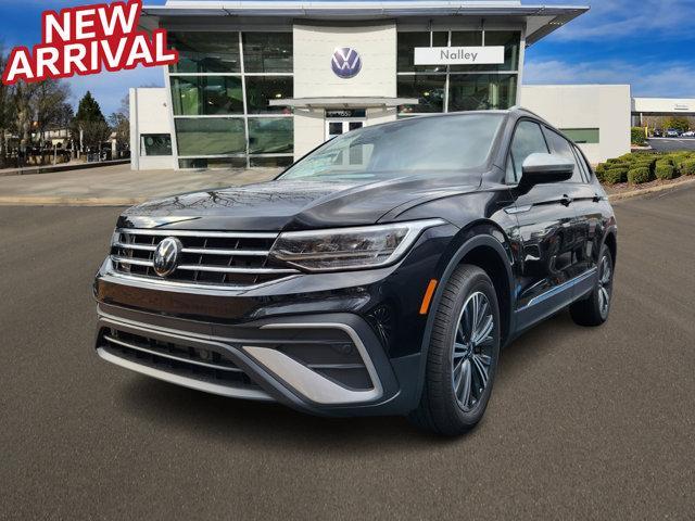 new 2024 Volkswagen Tiguan car, priced at $33,560