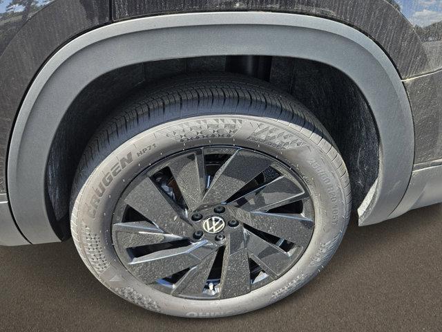 new 2025 Volkswagen Atlas car, priced at $44,850