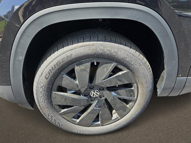new 2025 Volkswagen Atlas car, priced at $44,850