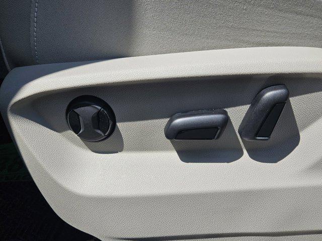 new 2025 Volkswagen Atlas car, priced at $44,850