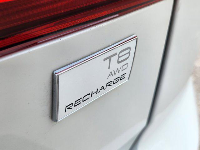 used 2022 Volvo XC60 Recharge Plug-In Hybrid car, priced at $39,591