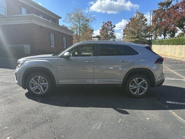 new 2024 Volkswagen Atlas Cross Sport car, priced at $49,966