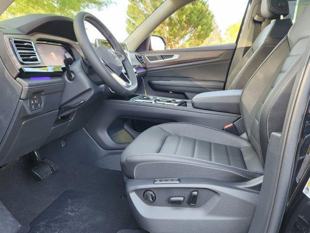 new 2025 Volkswagen Atlas car, priced at $49,879