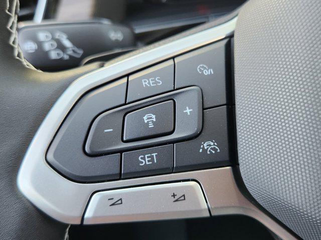 new 2025 Volkswagen Atlas car, priced at $49,879