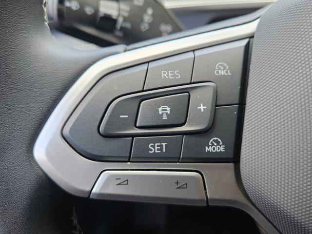 new 2025 Volkswagen Tiguan car, priced at $34,999