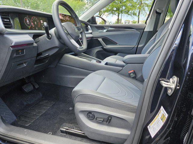 new 2025 Volkswagen Tiguan car, priced at $34,999