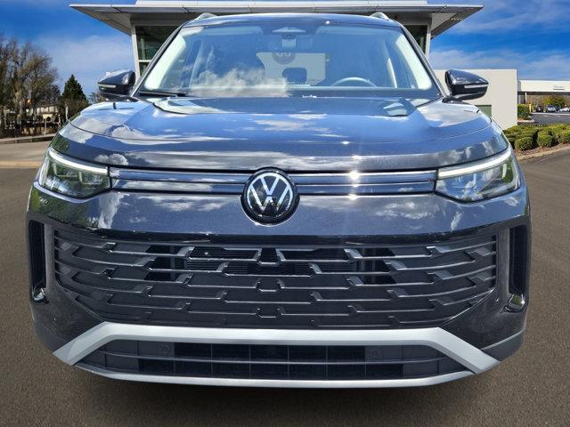 new 2025 Volkswagen Tiguan car, priced at $34,999