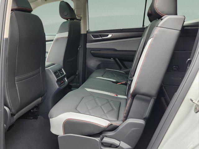 new 2025 Volkswagen Atlas car, priced at $48,534
