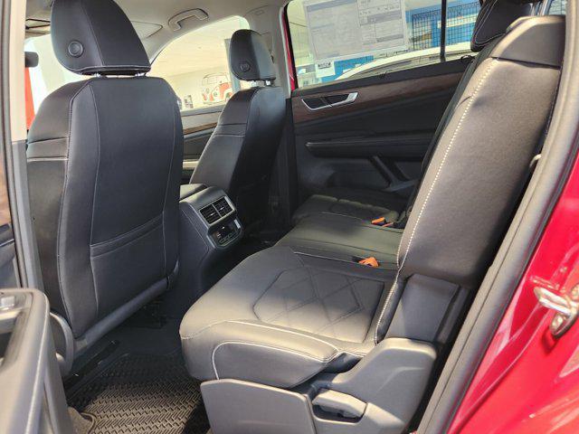 new 2025 Volkswagen Atlas car, priced at $43,843
