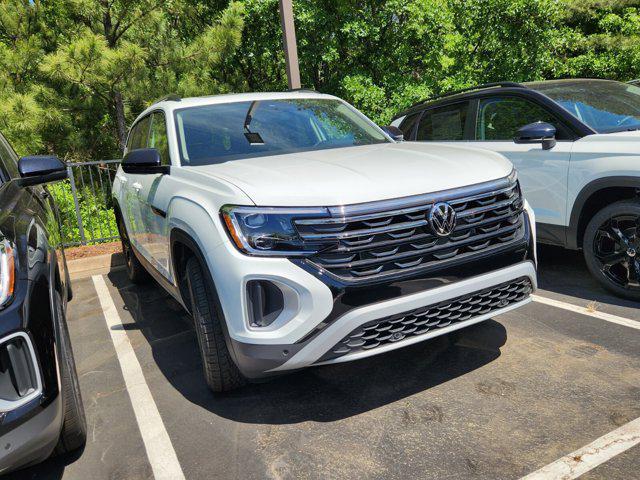 new 2025 Volkswagen Atlas car, priced at $47,959