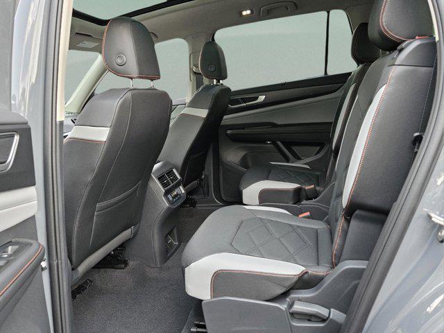 new 2025 Volkswagen Atlas car, priced at $49,569