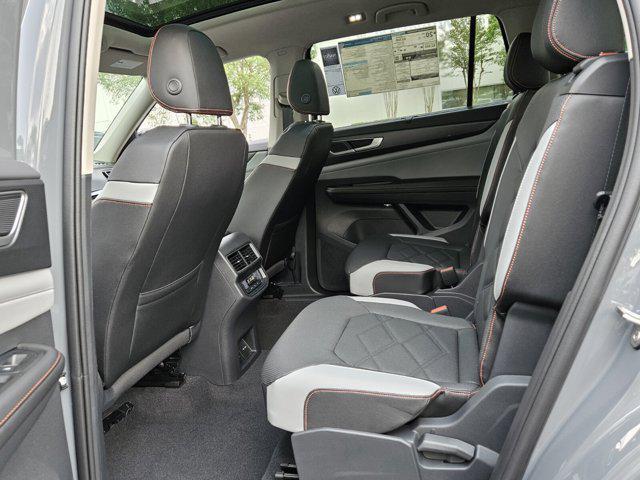new 2025 Volkswagen Atlas car, priced at $48,894