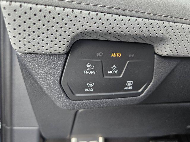 new 2025 Volkswagen Atlas car, priced at $48,894
