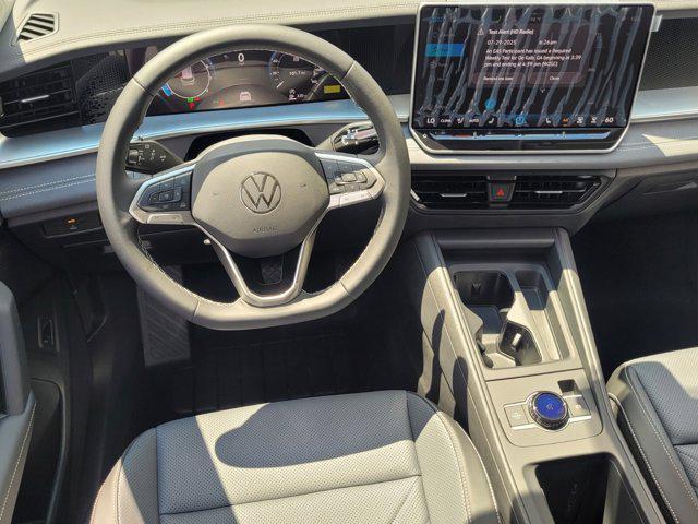 new 2025 Volkswagen Tiguan car, priced at $35,576