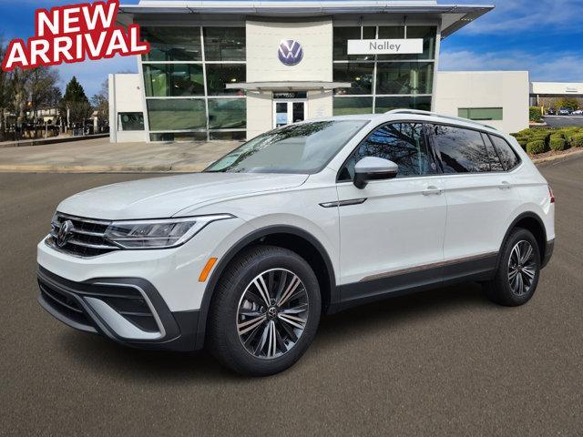 new 2024 Volkswagen Tiguan car, priced at $33,665