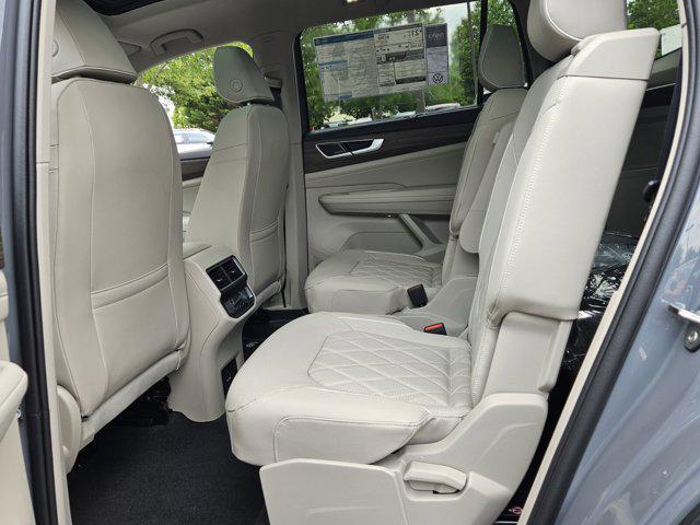 new 2025 Volkswagen Atlas car, priced at $55,228