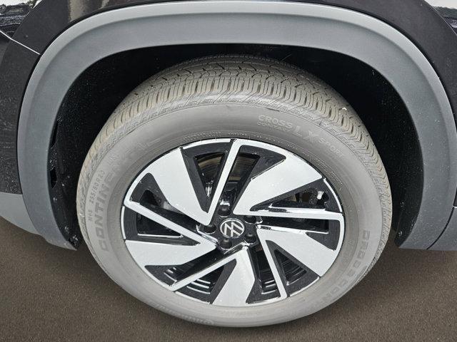 new 2025 Volkswagen Atlas car, priced at $44,908