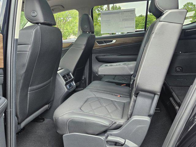 new 2025 Volkswagen Atlas car, priced at $44,908