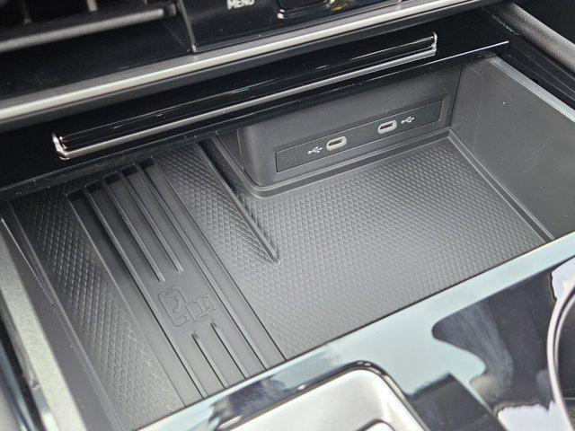 new 2025 Volkswagen Atlas car, priced at $44,908