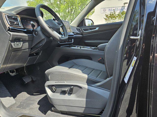 new 2025 Volkswagen Atlas car, priced at $49,166