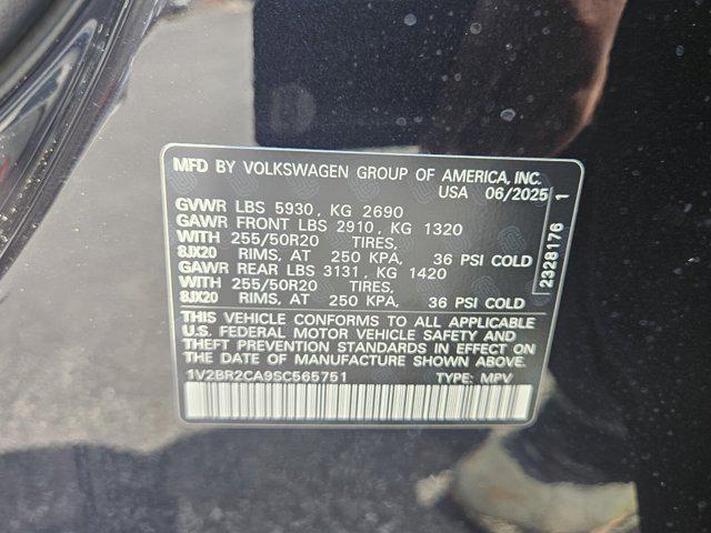 new 2025 Volkswagen Atlas car, priced at $49,166