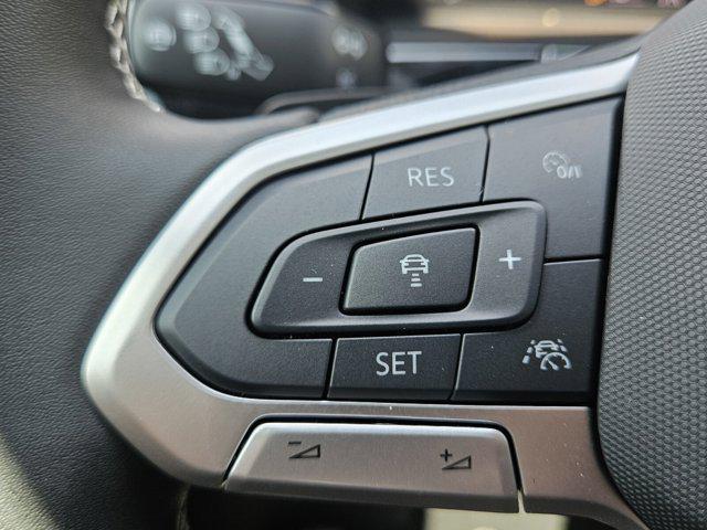 new 2025 Volkswagen Atlas car, priced at $49,166