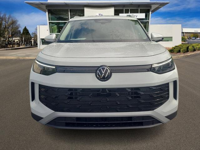 new 2025 Volkswagen Tiguan car, priced at $35,470