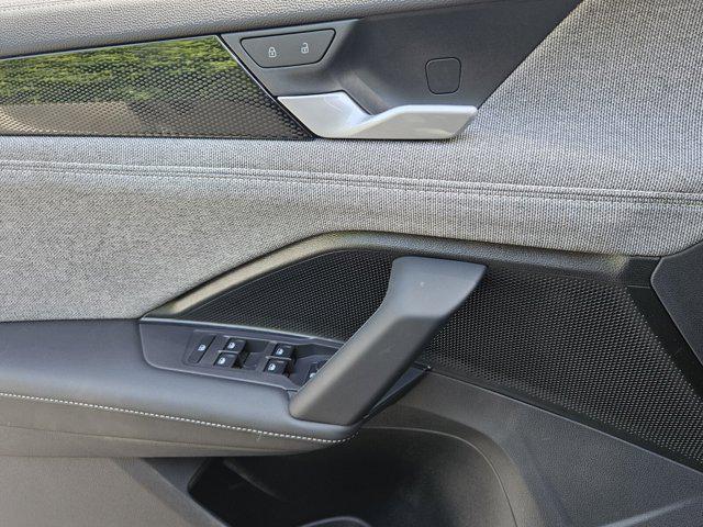 new 2025 Volkswagen Tiguan car, priced at $31,684